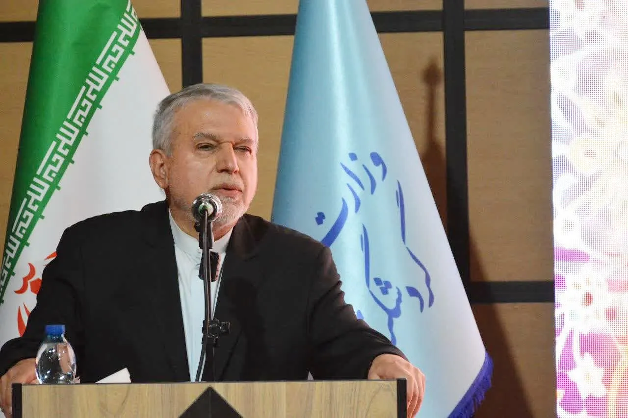 وزیر میراث فرهنگی: بروجرد میتواند قطب گردشگری فرهنگی ایران باشد
