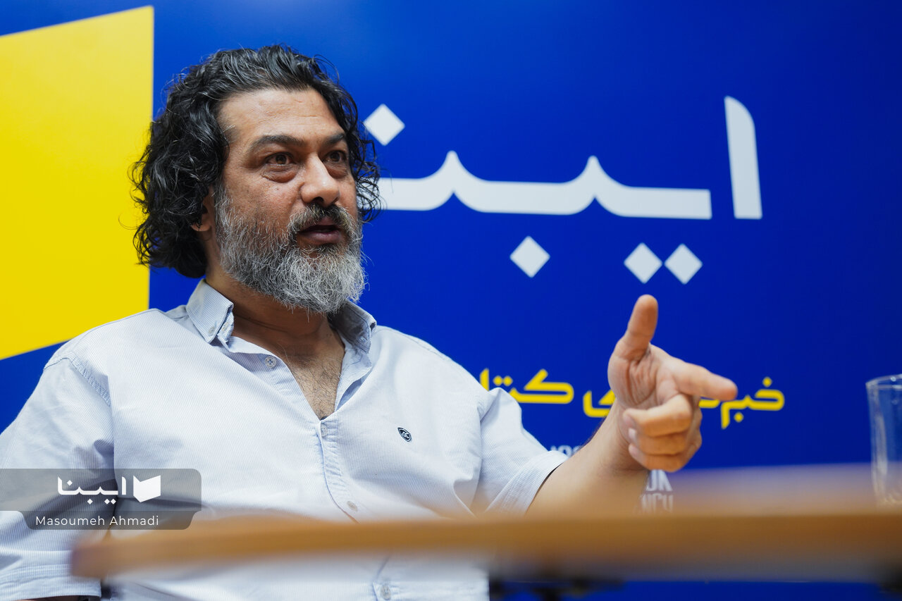 جدل حول اظهارنظرهای استاد اقتصاد درباره روشنفکران معاصر ایران