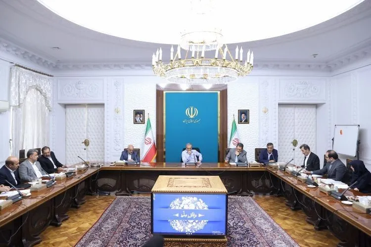 م پزشکیان: تامین برق صنایع باید در چارچوب نگاه ملی دنبال شود