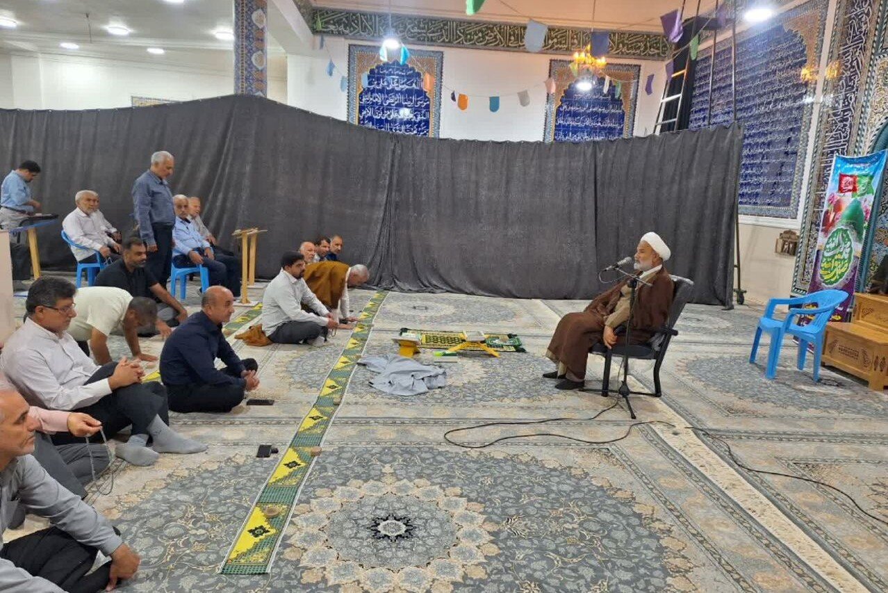 تبیین ابعاد سیره نبوی در جشن میلاد پیامبر (ص) و امام صادق (ع) در برازجان