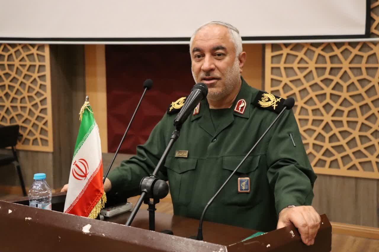 مهدوی: خبرنگاران در خط مقدم جنگ روایت‌ها هستند