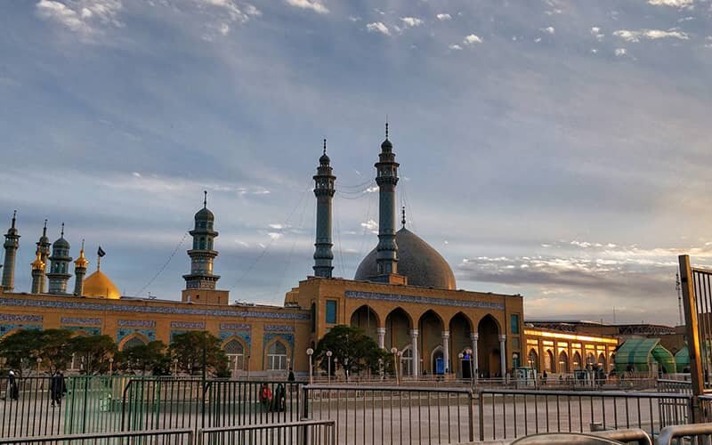پرسش از جوانان درباره کاهش ارتباط با مسجد