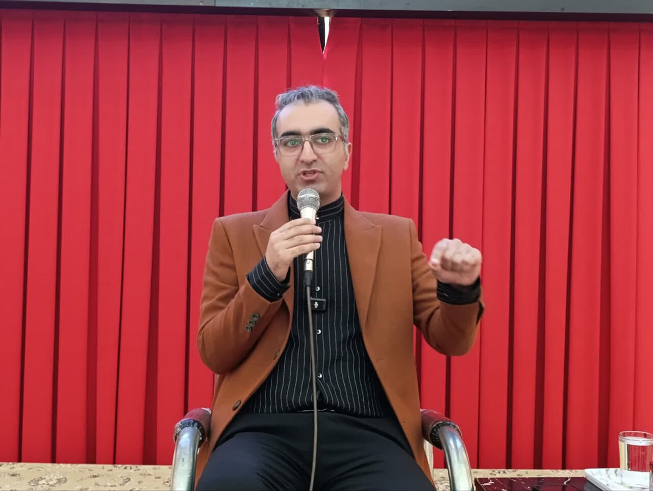 تجمع حماسی مردم بهاباد به یاد کودتای 28 مرداد