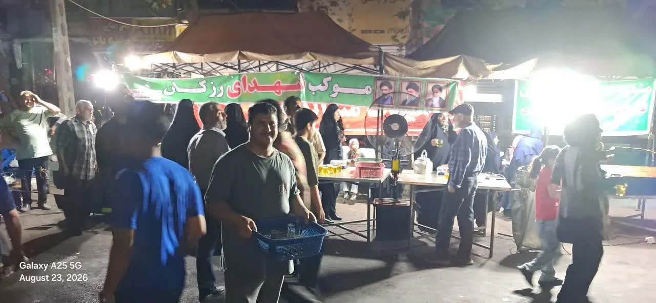 خدمت شبانه خادمان موکب شهدای رزکان در شهریار