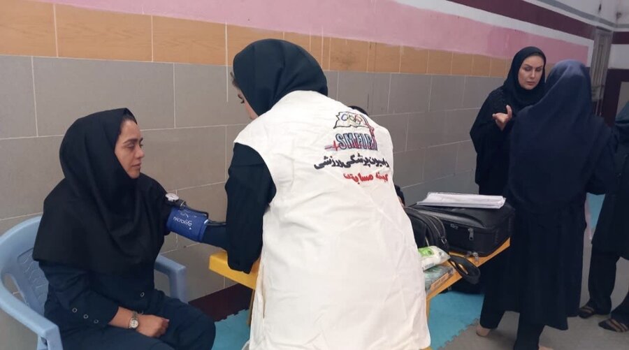 غربالگری سلامت فوتبالیستها و داوران لرستانی