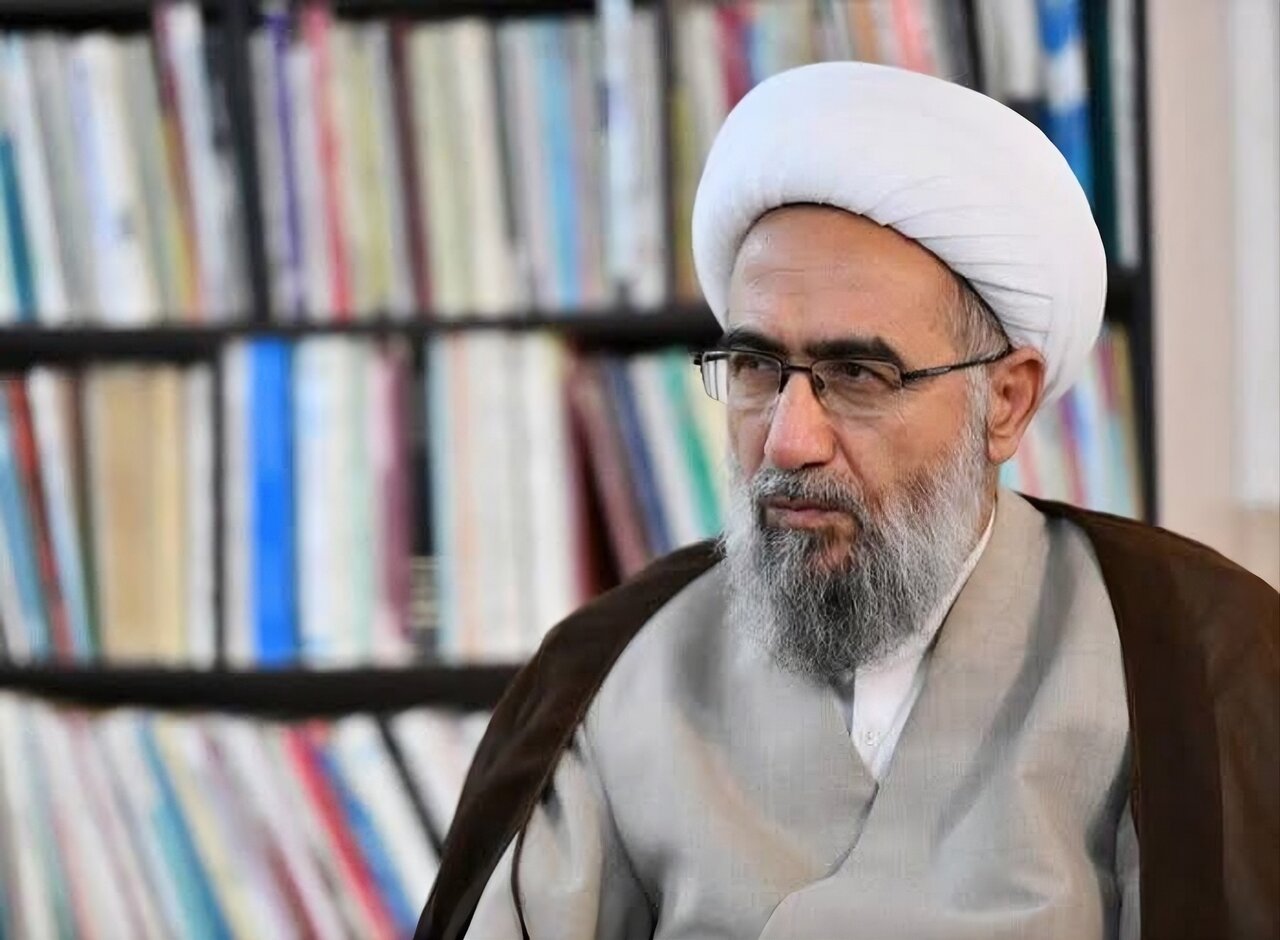 تسلیت آیتالله مروی به معاون تبلیغ حوزههای علمیه