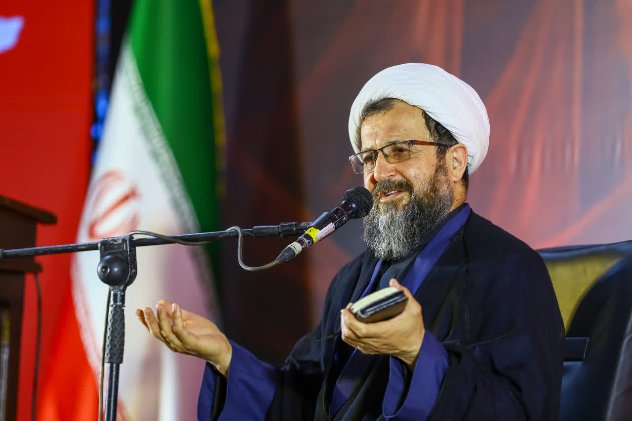 ماندگاری: خبرنگاران پیامبران الهی هستند