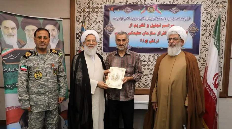 تجلیل از آزادگان ارتش