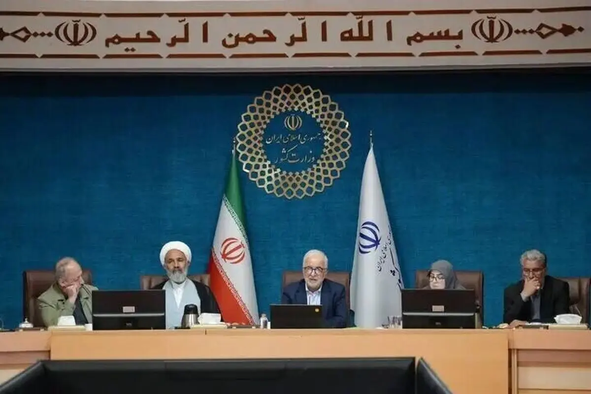 تأکید رئیس کمیسیون اصل نود بر تعامل با همسایگان برای رفع ناترازی گاز
