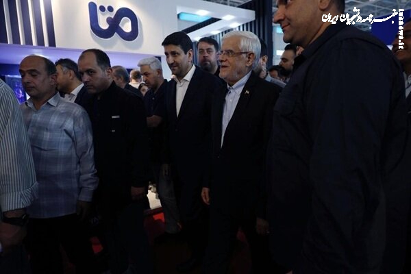 عارف: هدف دولت تسهیلگری برای رشد هوش مصنوعی و نفوذ به بازارهای منطقه‌ای است