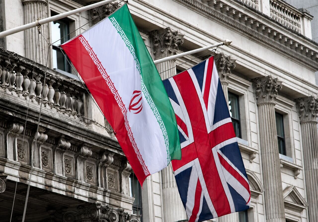 تحلیل ۱۲۰ سال توطئه بریتانیا علیه ایران در بیانیه کمیسیون امنیت ملی مجلس