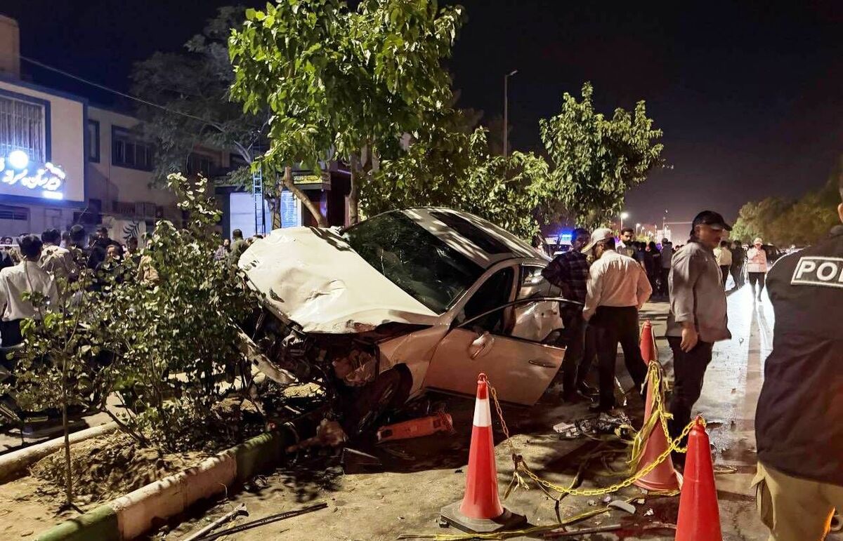 چهار فوتی و 12 مجروح در تصادف بولوار وکیل‌آباد مشهد