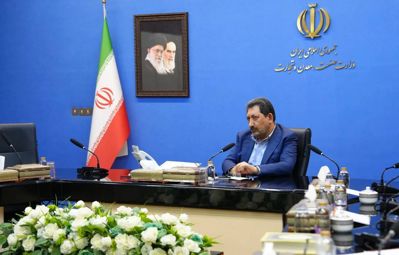 تاکید وزیر صمت بر تقویت تابآوری صنعت و حمایت از تولیدات داخلی