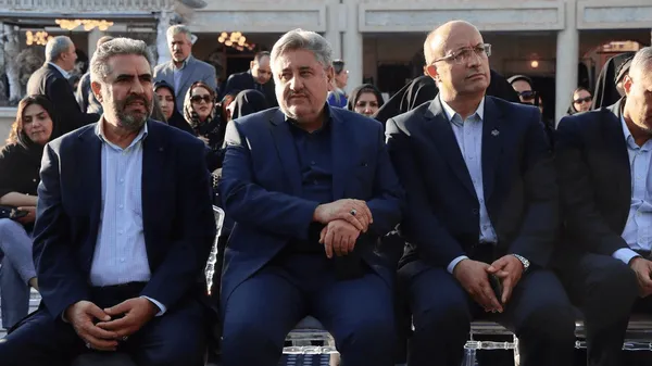 جنجال در جشنواره «همای» تبریز؛ وقتی ناظران به تماشاچی تبدیل شدند